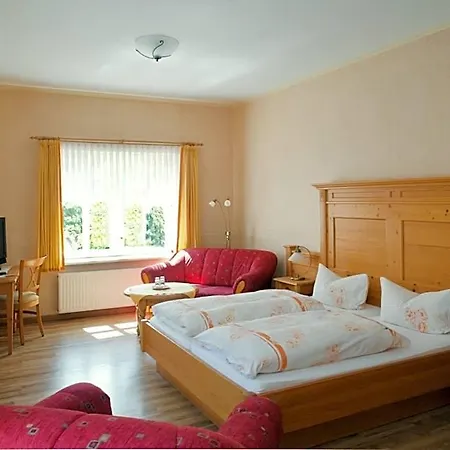 Hotel Am Anger 3*